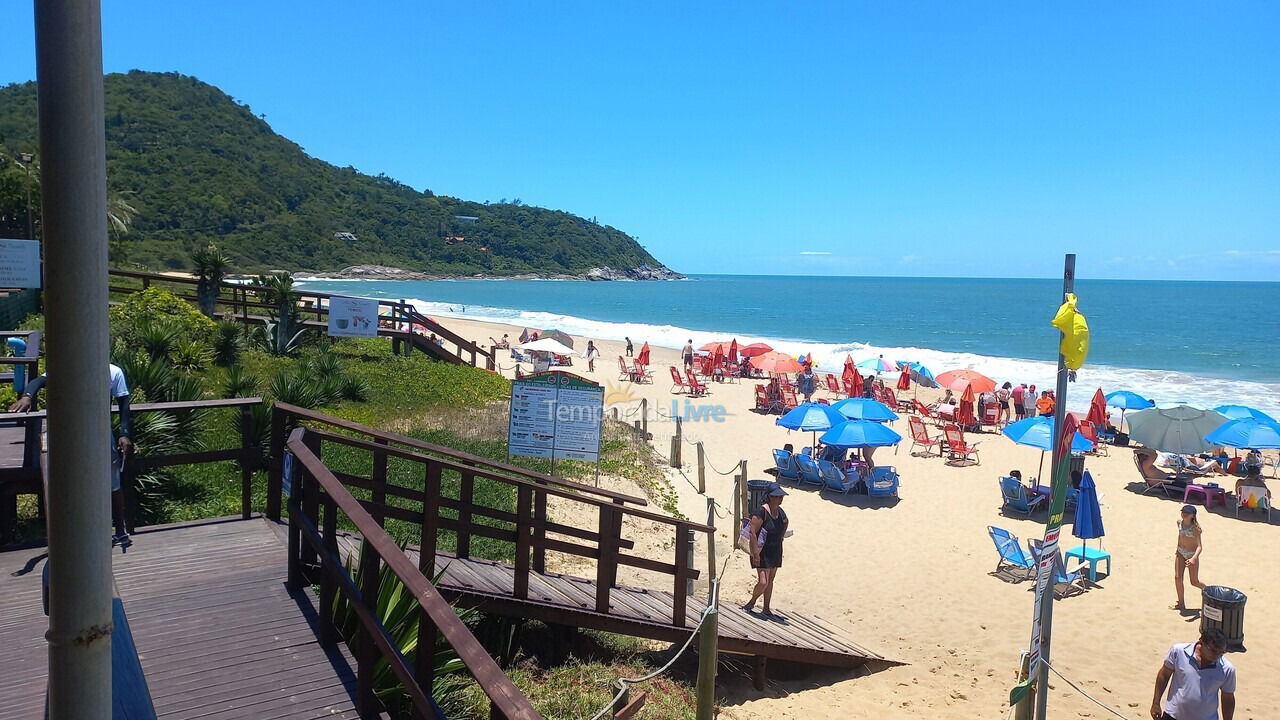 Casa para alquiler de vacaciones em Balneário Camboriú (Praia do Estaleirinho)