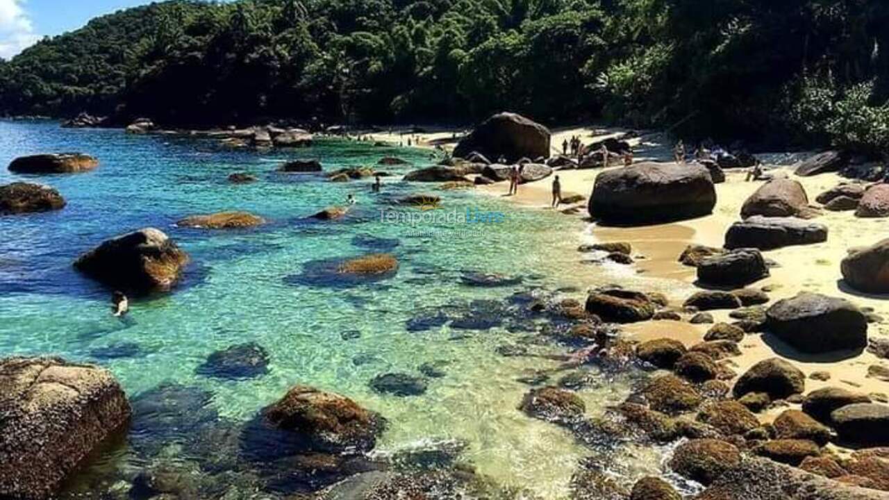 Apartamento para aluguel de temporada em Ubatuba (Maranduba)