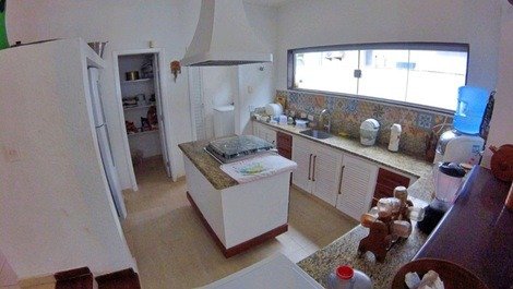 WONDERFUL HOUSE 50 METERS FROM THE BEACH