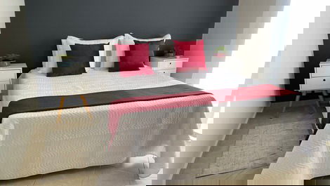 Suíte - cama queen/ar-condicionado