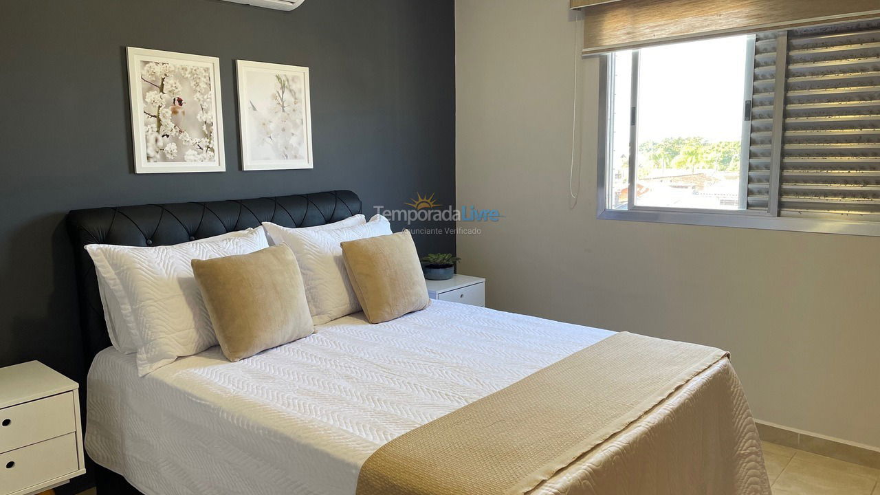 Apartment for vacation rental in Peruíbe (Centro)