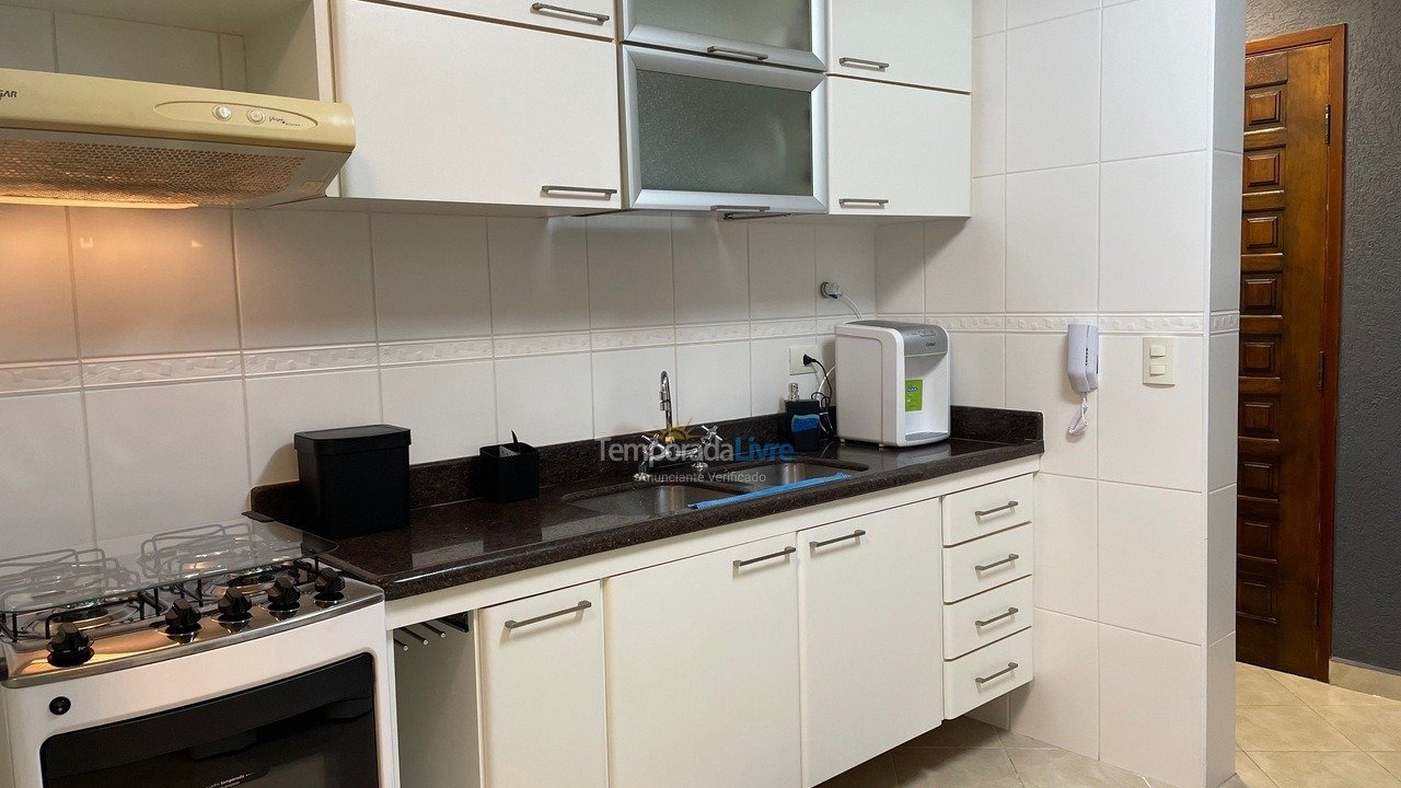 Apartment for vacation rental in Peruíbe (Centro)