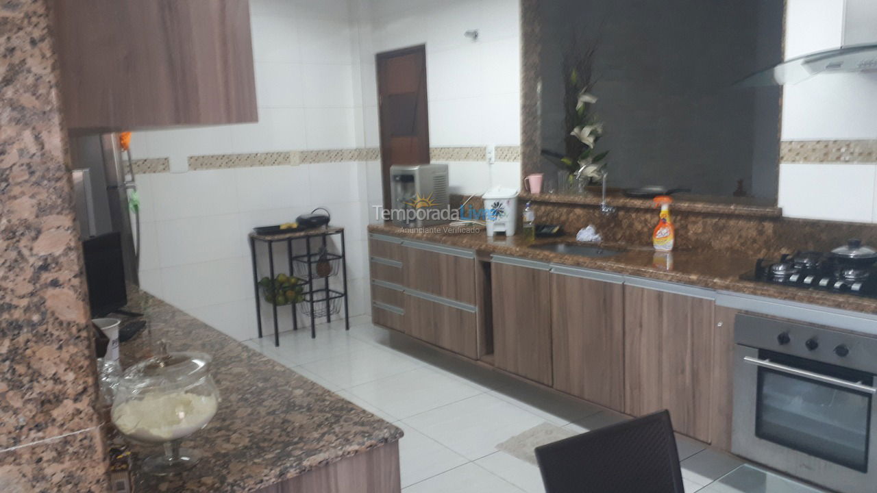 Casa para alquiler de vacaciones em Barra dos Coqueiros (Centro)