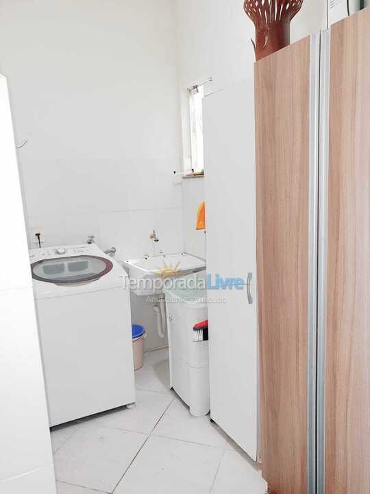 Apartamento para aluguel de temporada em Bombinhas (Praia de Bombas)