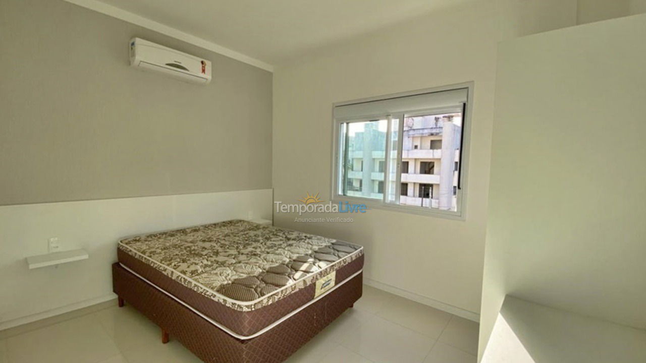 Apartment for vacation rental in Bombinhas (Mariscal)