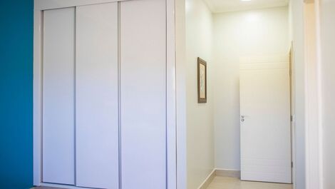 HERMOSA CASA CON PISCINA EN CONDOMINIO CERRADO CON TOTAL SEGURIDAD Y...