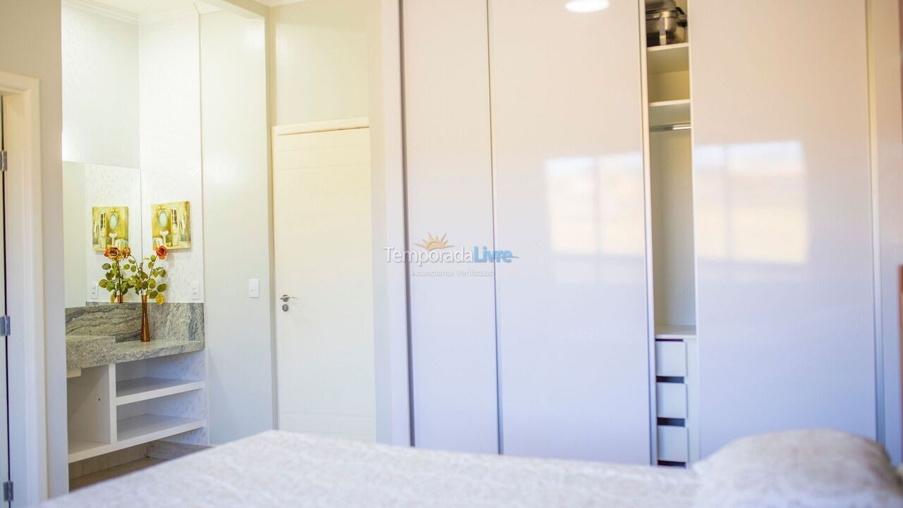 Casa para alquiler de vacaciones em Caldas Novas (Condomínio Marina Di Caldas)