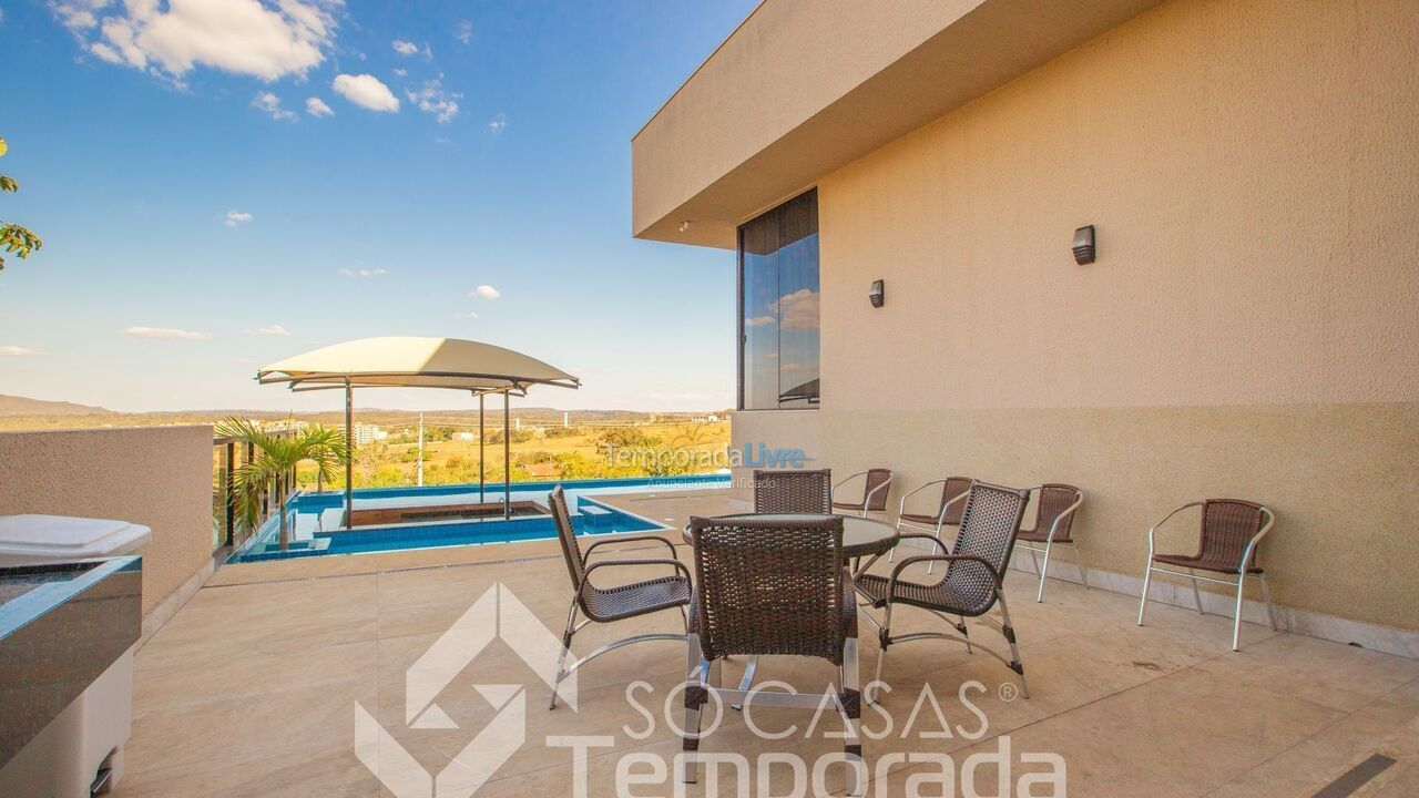 Casa para aluguel de temporada em Caldas Novas (Condomínio Marina Di Caldas)