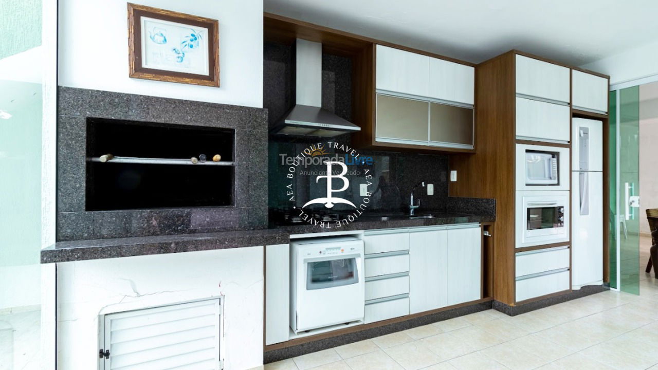 Casa para alquiler de vacaciones em Bombinhas (Praia de Bombas)