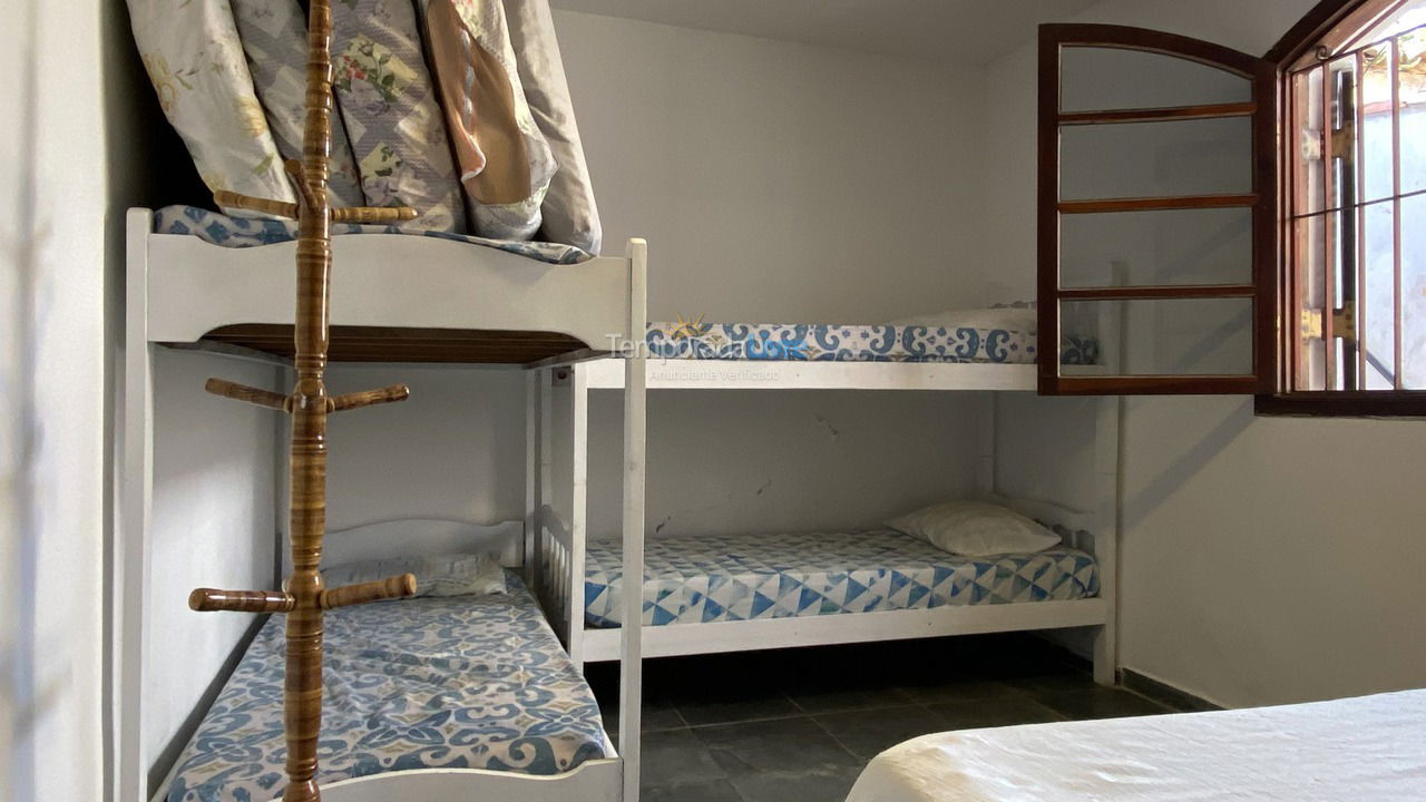 Casa para aluguel de temporada em Guarujá (Jardim Virgínia)