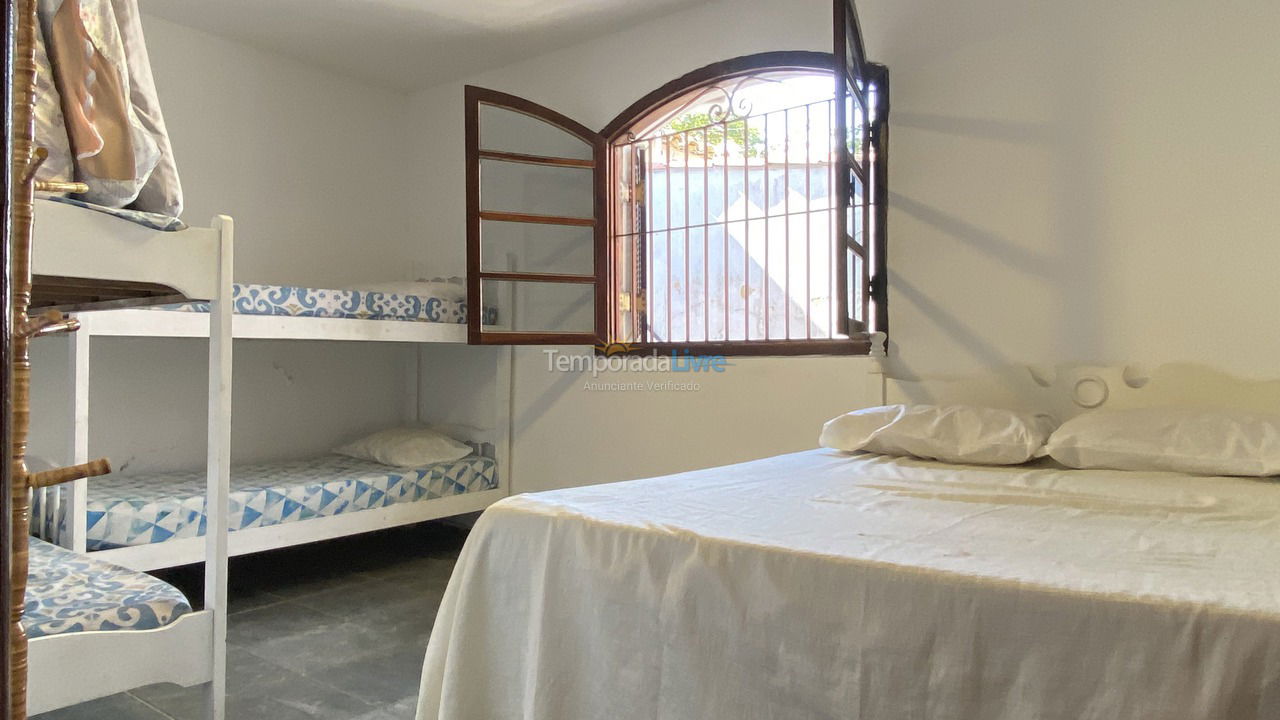 Casa para aluguel de temporada em Guarujá (Jardim Virgínia)