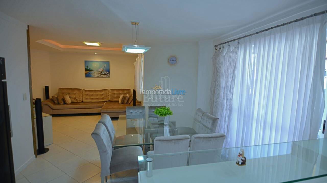 Apartment for vacation rental in Itapema (Meia Praia)