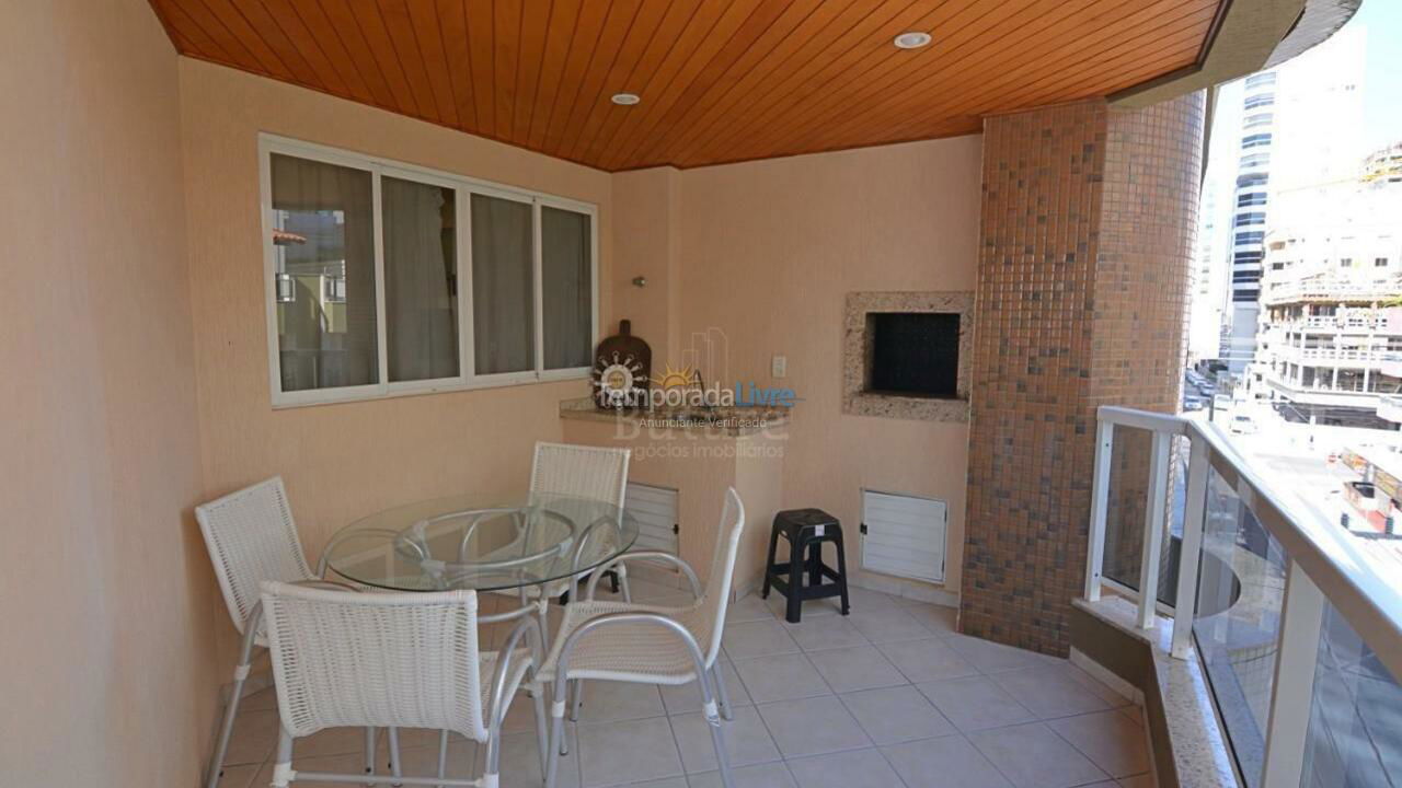 Apartamento para aluguel de temporada em Itapema (Meia Praia)