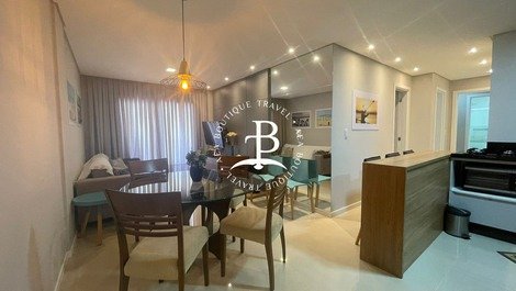 Perfect penthouse for couples, in Bombinhas Beach, downtown!