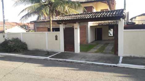 ALQUILER DE EXCELENTE CASA EN ITAÚNA - SAQUAREMA (RJ) (TEMPORADA).
