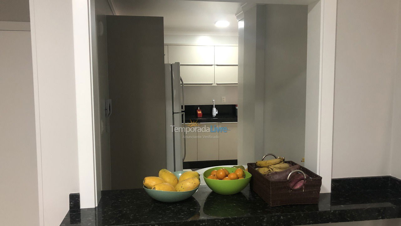 Apartamento para alquiler de vacaciones em Itapema (Meia Praia)