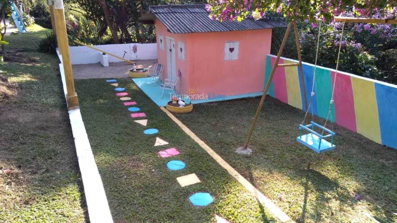 Ranch for vacation rental in Mairinque (Condomínio Paineiras)