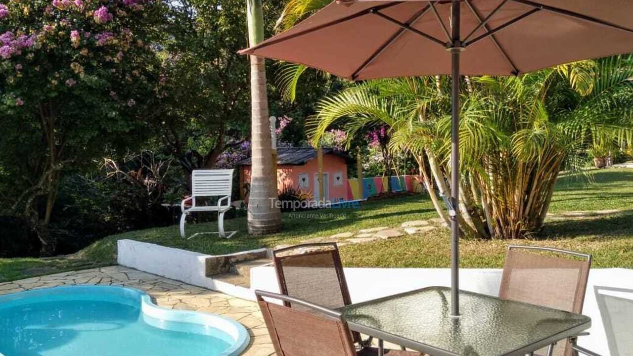 Ranch for vacation rental in Mairinque (Condomínio Paineiras)