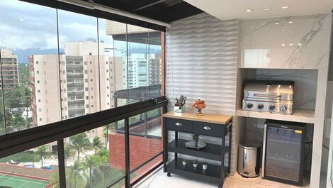 Apartamento duplex em edifício de frente para o mar, Belíssima vista.