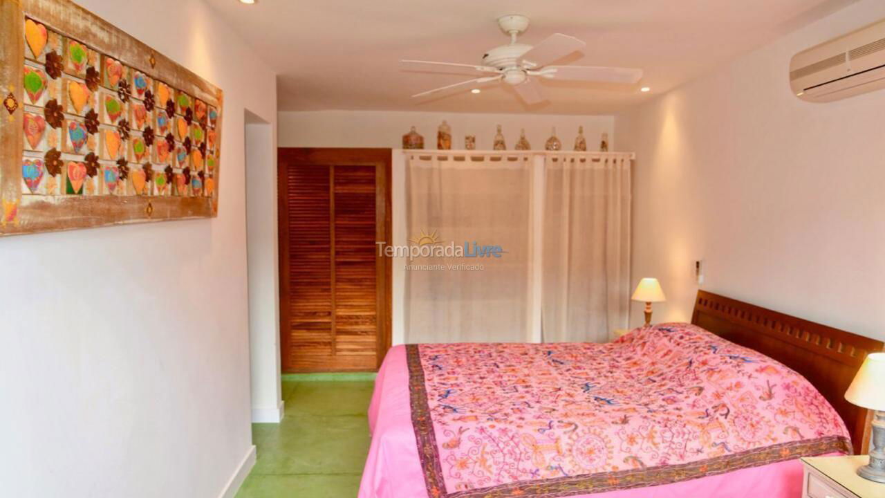 House for vacation rental in São Sebastião (Praia da Baleia)