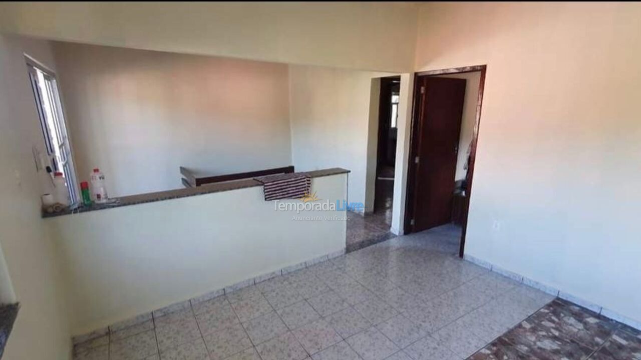 Casa para aluguel de temporada em Angra dos Reis (Parque Mambucaba)