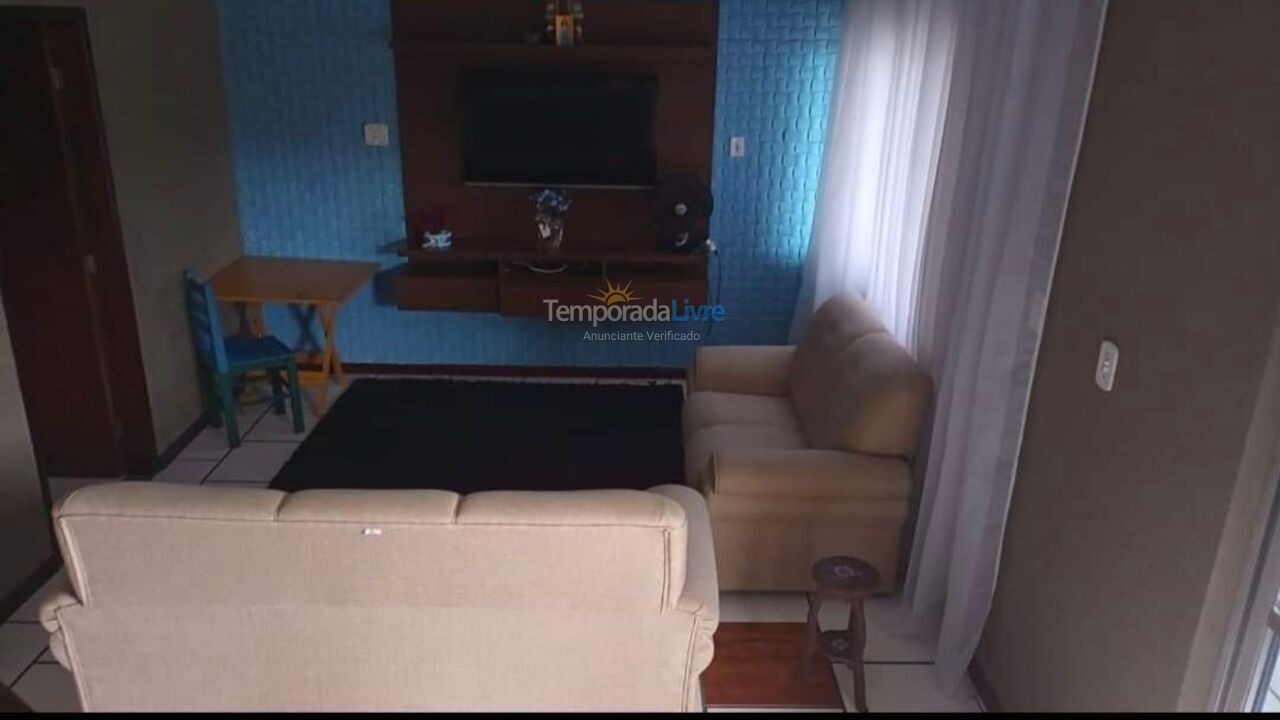 Casa para aluguel de temporada em Angra dos Reis (Parque Mambucaba)