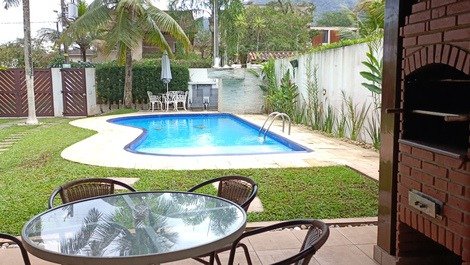 HOUSE WITH POOL 550M FROM JUQUEHY BEACH