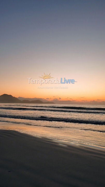 Apartamento para alquiler de vacaciones em Ubatuba (Praia das Toninhas)