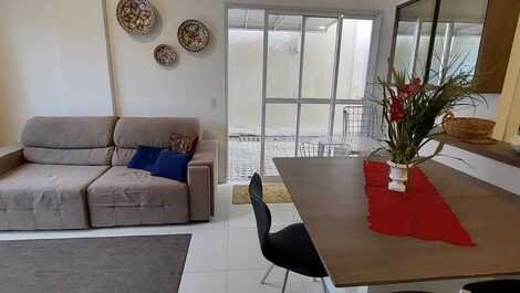 Spacious apartment in Bombinhas with wi-fi on the beach of Mariscal Bombinhas