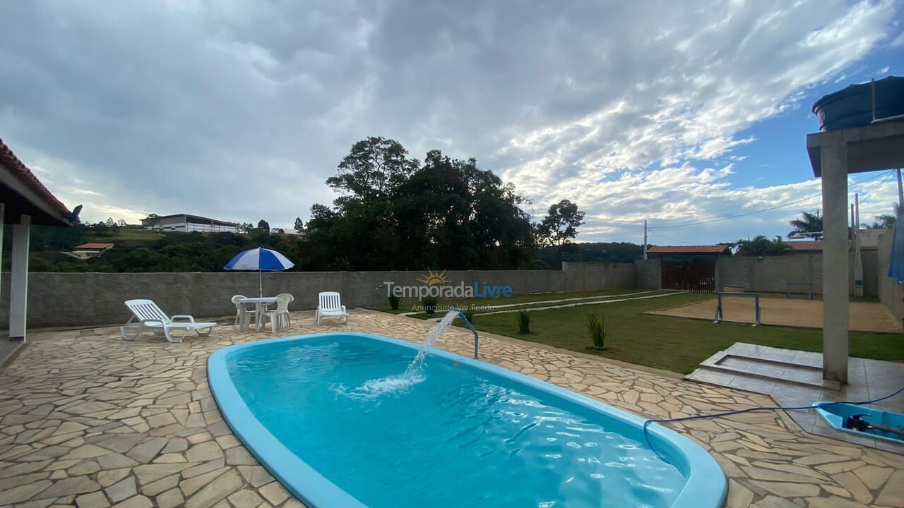 Chácara / sítio para aluguel de temporada em Mairinque (Dona Catarina)