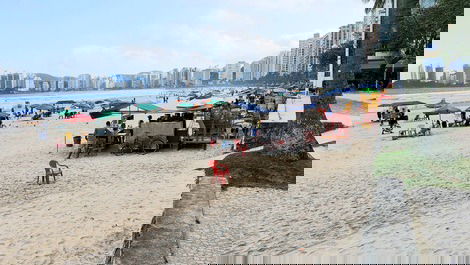 Praia pitangueiras 