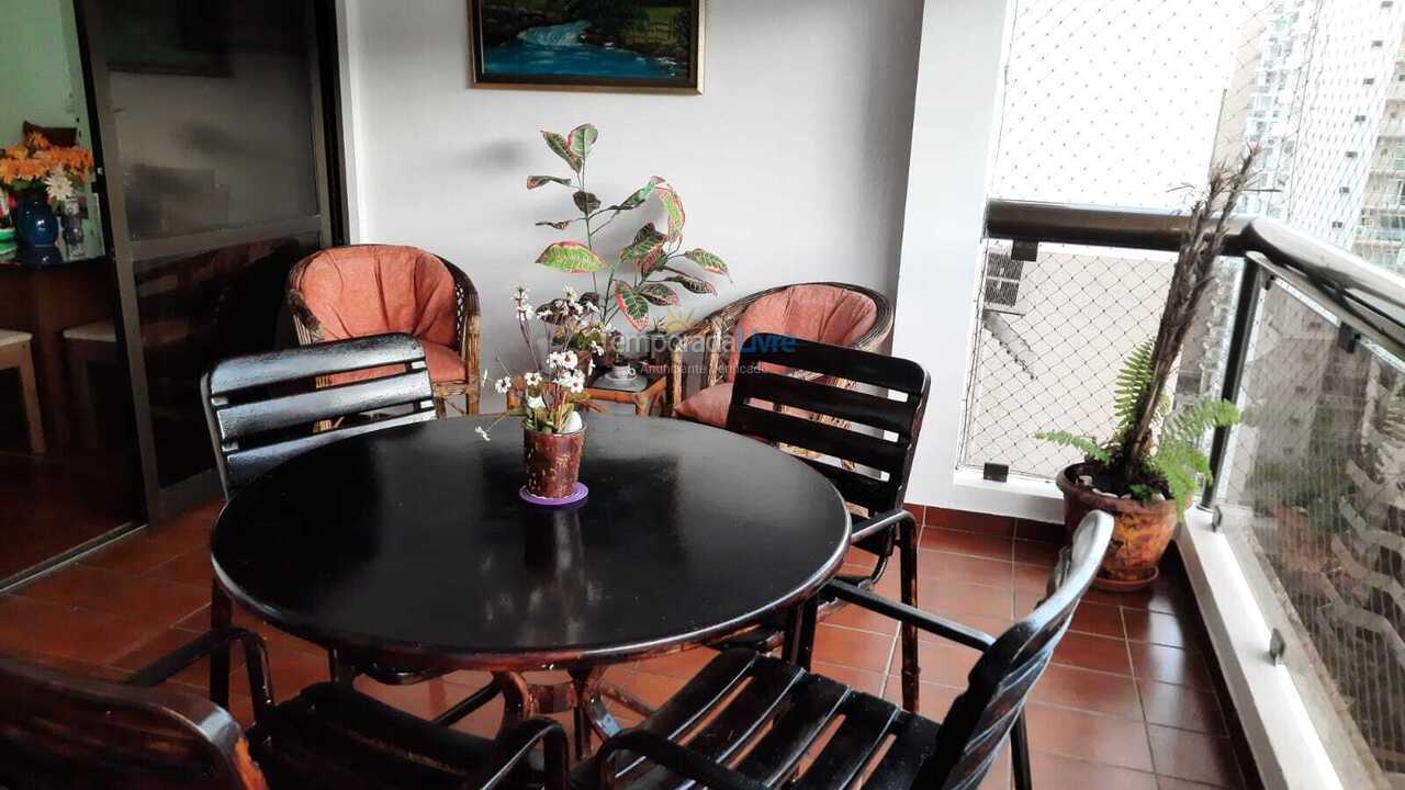 Apartment for vacation rental in Guarujá (Pitangueiras)