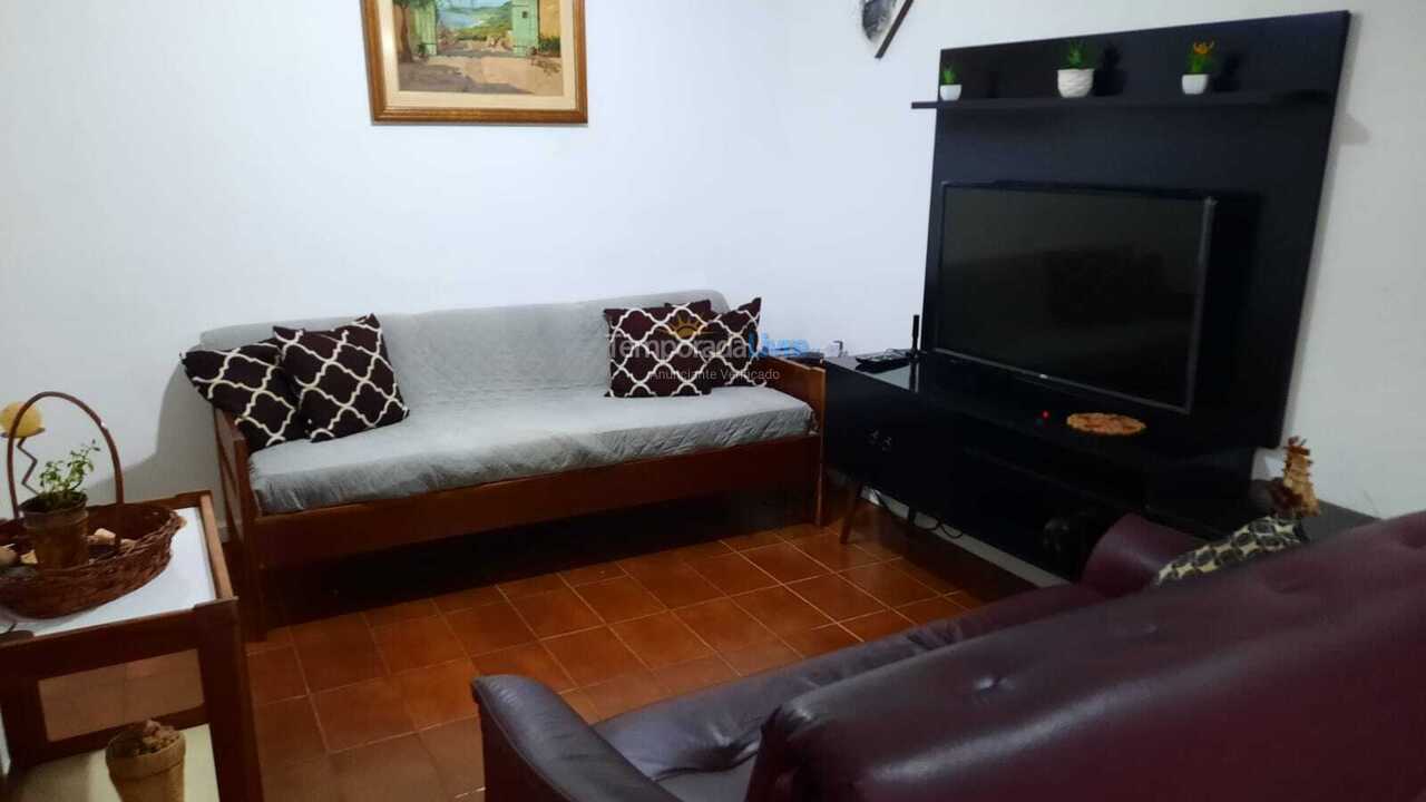 Apartment for vacation rental in Guarujá (Pitangueiras)