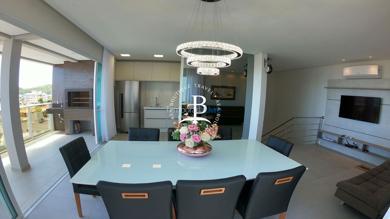 Apartment for vacation rental in Governador Celso Ramos (Praia de Palmas)