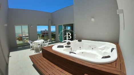 Coverage with private whirlpool! 3 suites and sea view