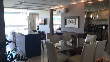 HERMOSO PENTHOUSE CON VISTA AL MAR, 04 HABITACIONES, EN MARISCAL