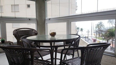 Pitangueiras de alto estándar frente al mar, balcón gourmet, ocio, 2 vgs