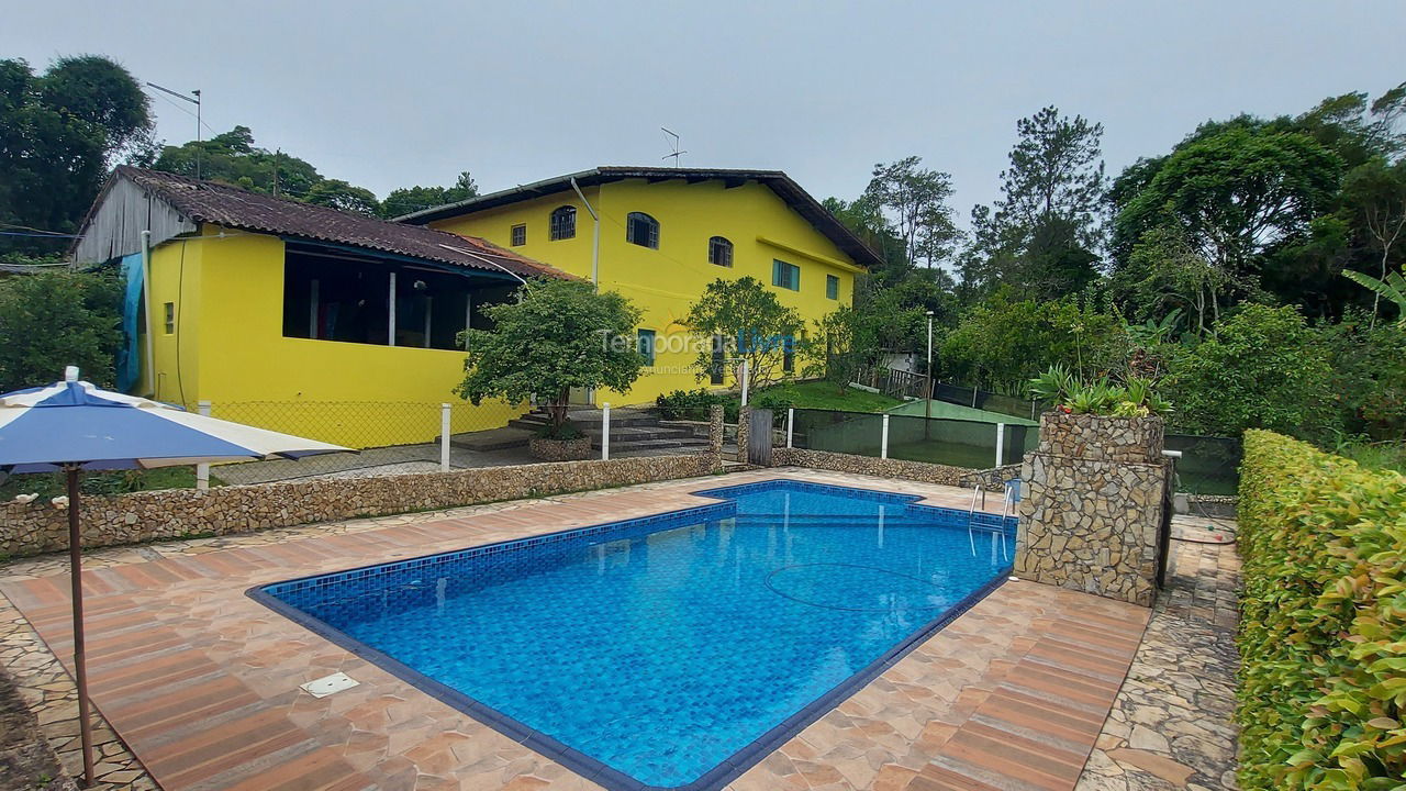 Ranch for vacation rental in Mogi das Cruzes (Biritiba Ussu)