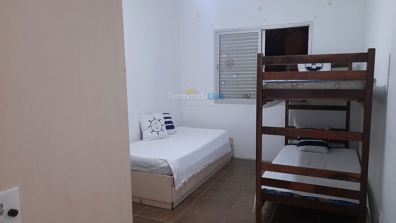 Apartment for vacation rental in Guarujá (Enseada)