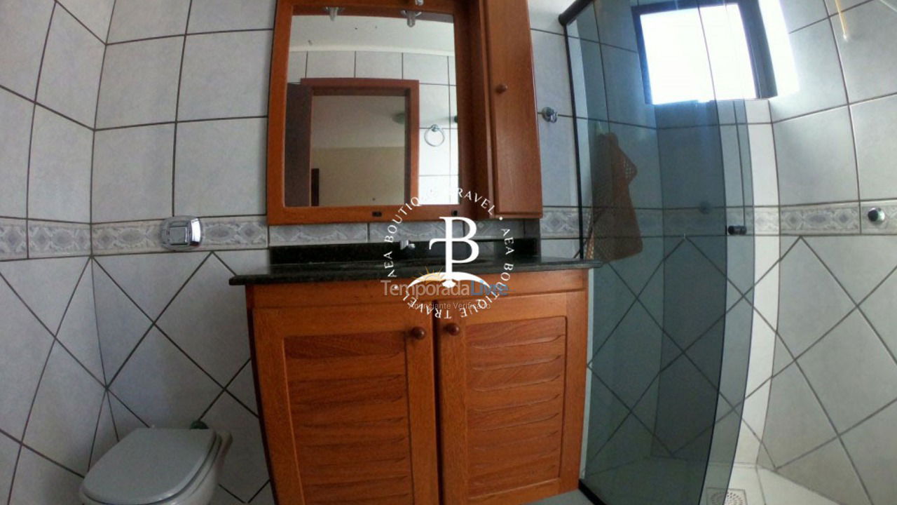 Apartamento para aluguel de temporada em Governador Celso Ramos (Praia de Palmas)