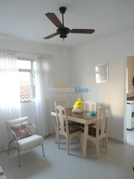 Apartamento para aluguel de temporada em Guarujá (Enseada)