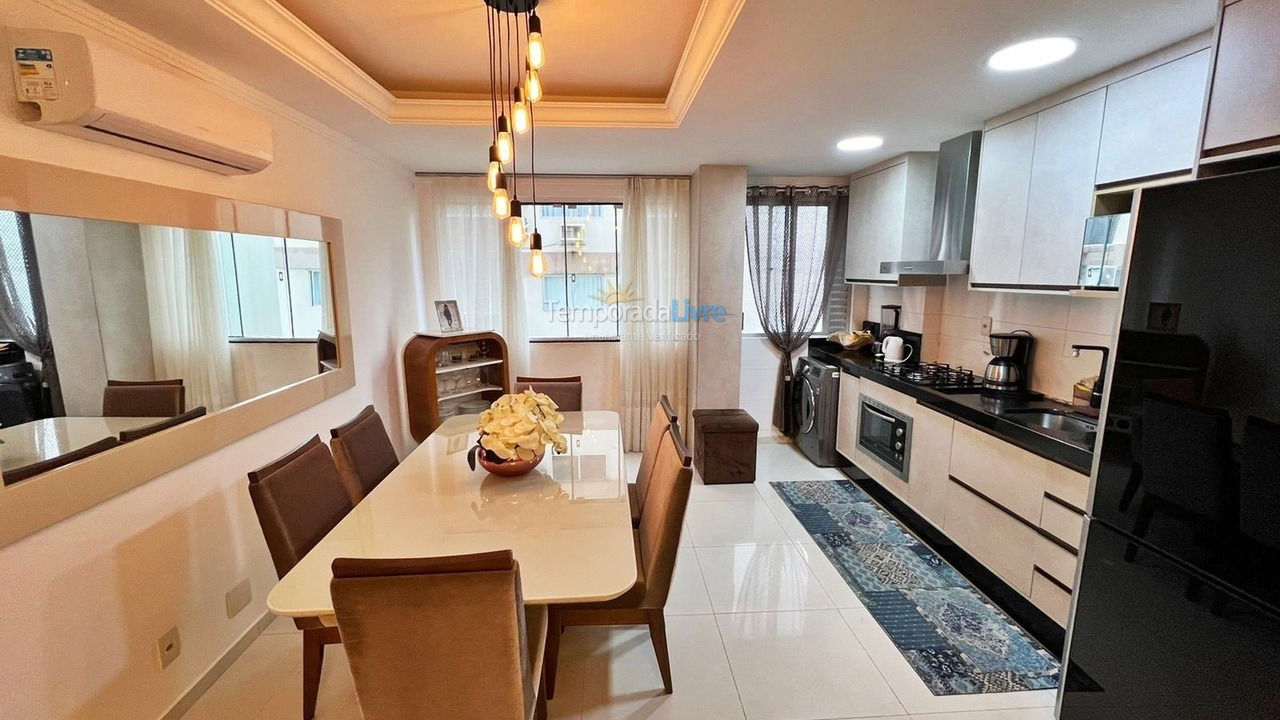 Apartamento para aluguel de temporada em Balneário Camboriú (Praia Central)