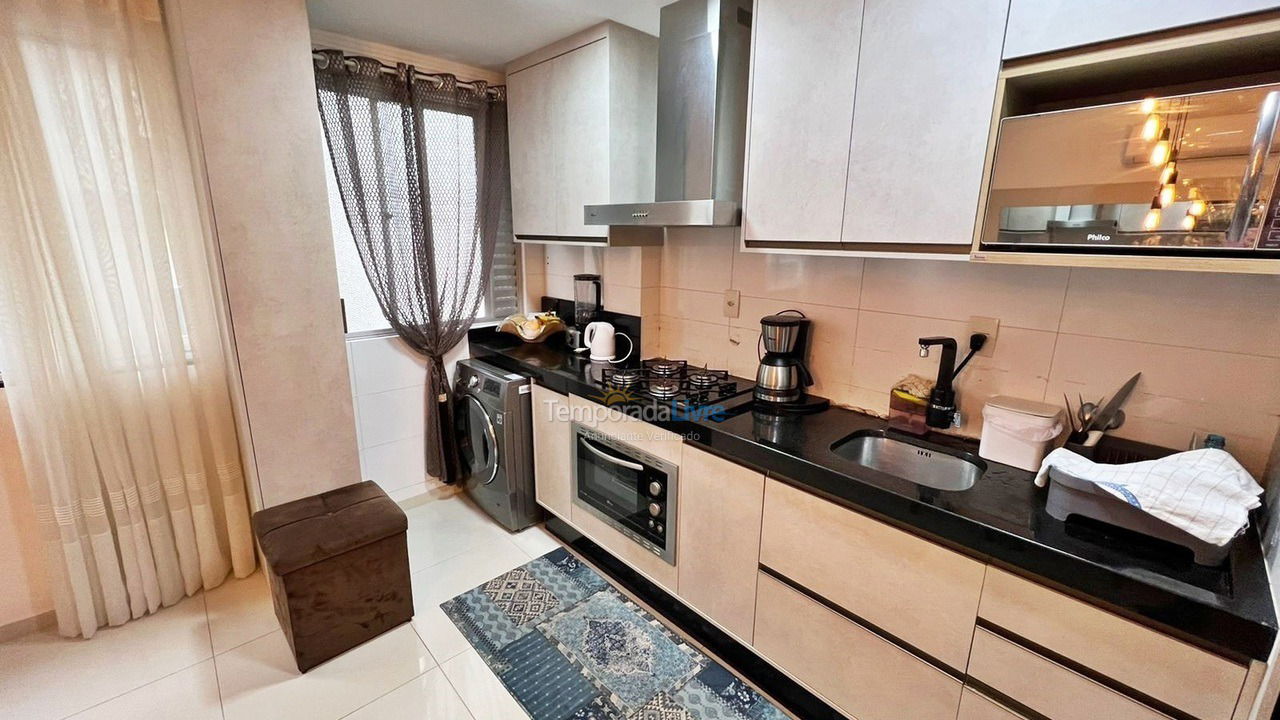 Apartamento para aluguel de temporada em Balneário Camboriú (Praia Central)