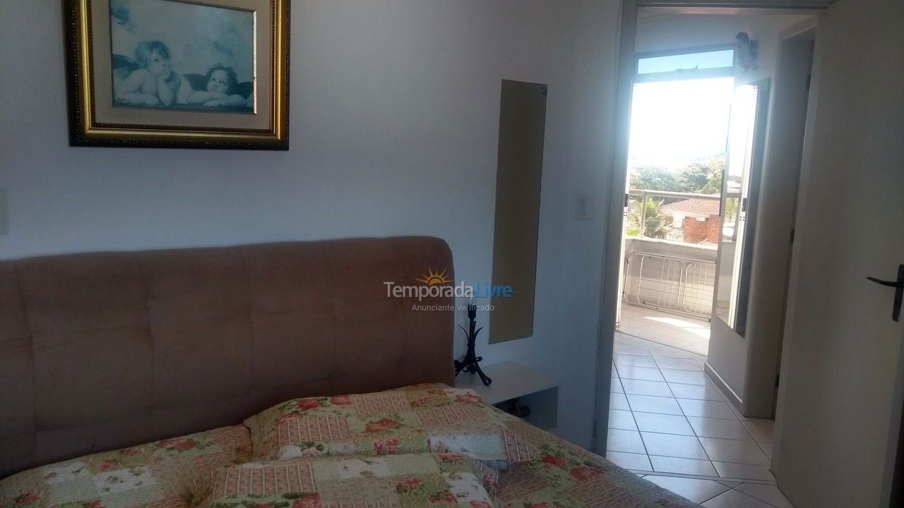 Apartamento para aluguel de temporada em Florianópolis (Cachoeira do Bom Jesus)