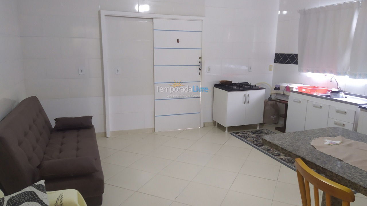 Apartamento para alquiler de vacaciones em Bombinhas (Praia de Bombas)