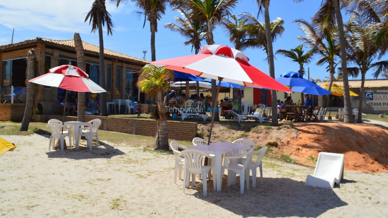 Casa para alquiler de vacaciones em Beberibe (Praia das Fontes)