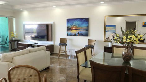 APARTAMENTO COMPLETO FRENTE AL MAR, ESTÁNDAR ALTO.