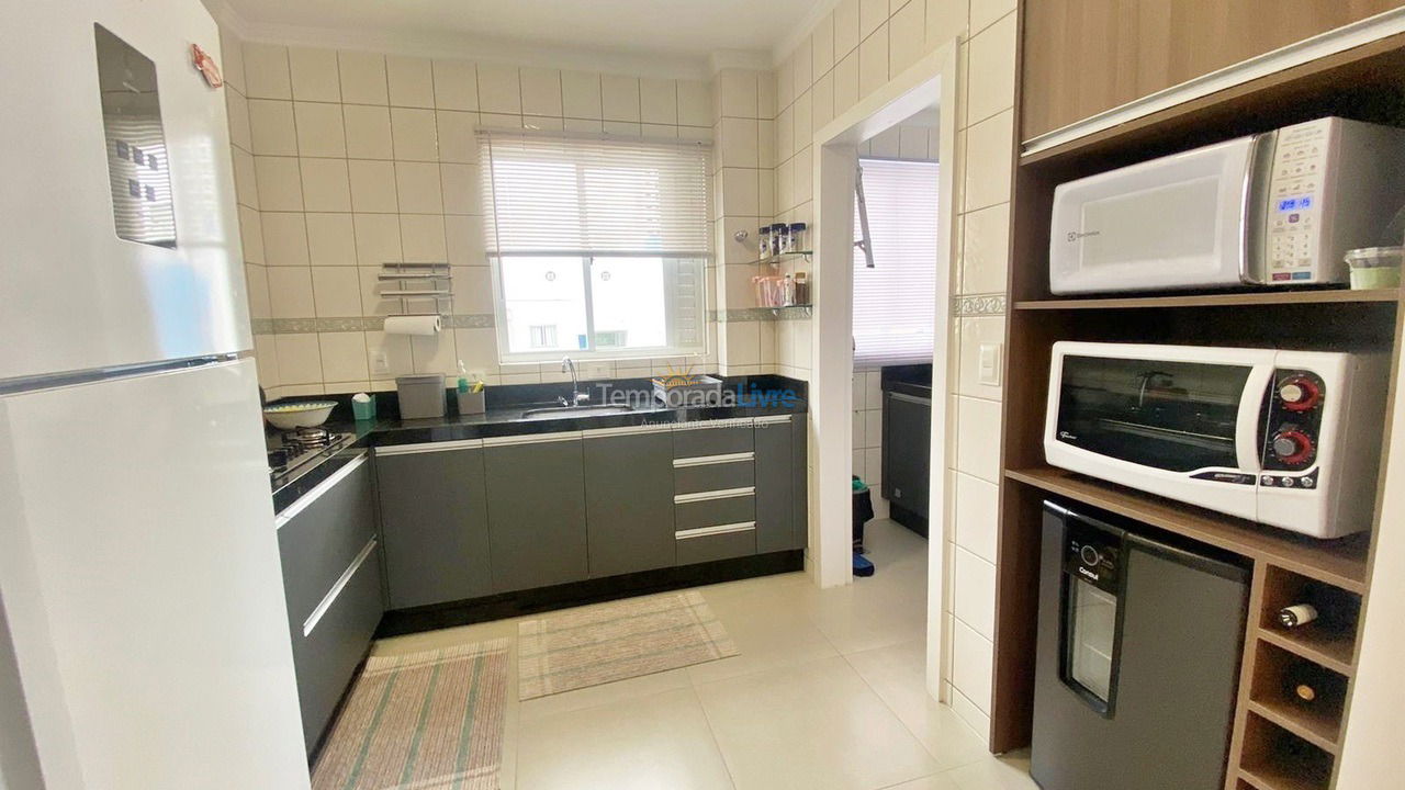 Apartment for vacation rental in Balneário Camboriú (Praia Central)