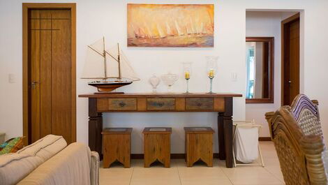 Beautiful house with four suites, in a condominium, between Geribá and Ferradu...