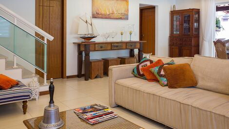 Beautiful house with four suites, in a condominium, between Geribá and Ferradu...